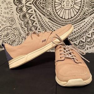 Mauve Sperry inspired shoes